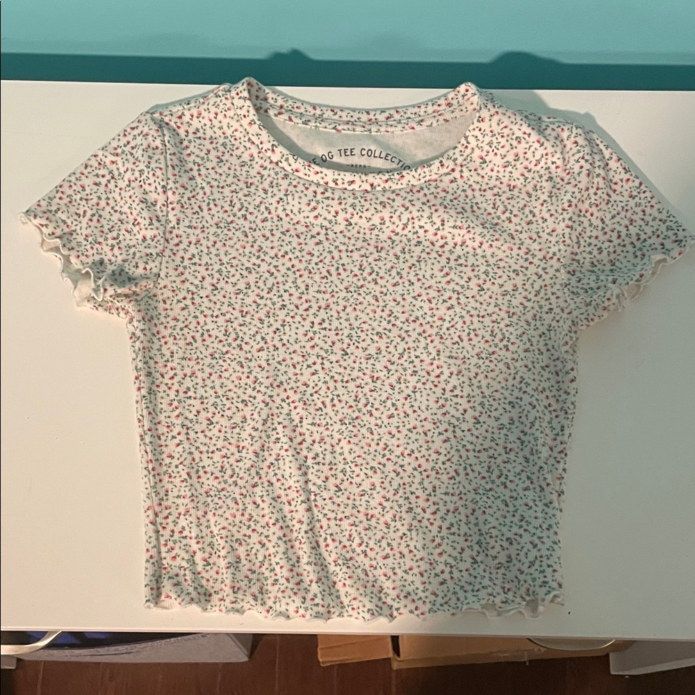 Aeropostale White and Pink Floral Short Sleeve Top